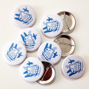 Badge épingle publicitaire